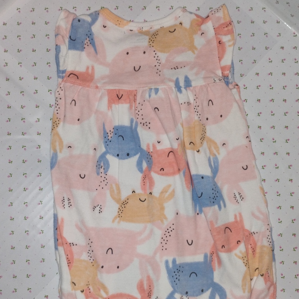 CARTER's:  Baby Girl's CRABS ALL OVER Snap-Up Romper / Onesie - Picture 3 of 4